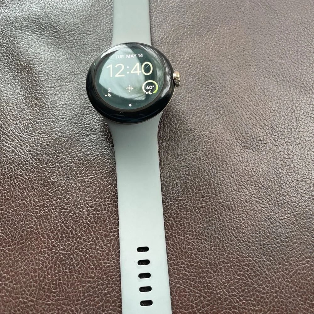 Google Pixel * Watch 1st Gen Previous Model - Andr Champagne Champagne Gold case